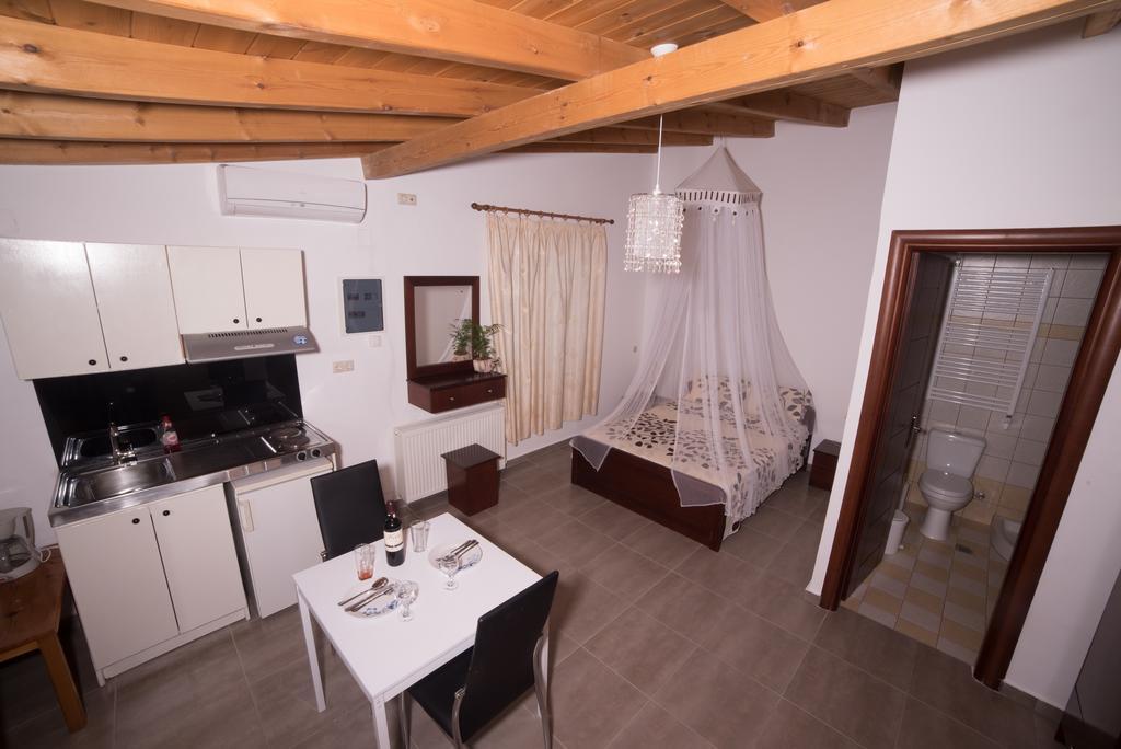 Bodikos Villas & Apartments 피치디아 외부 사진