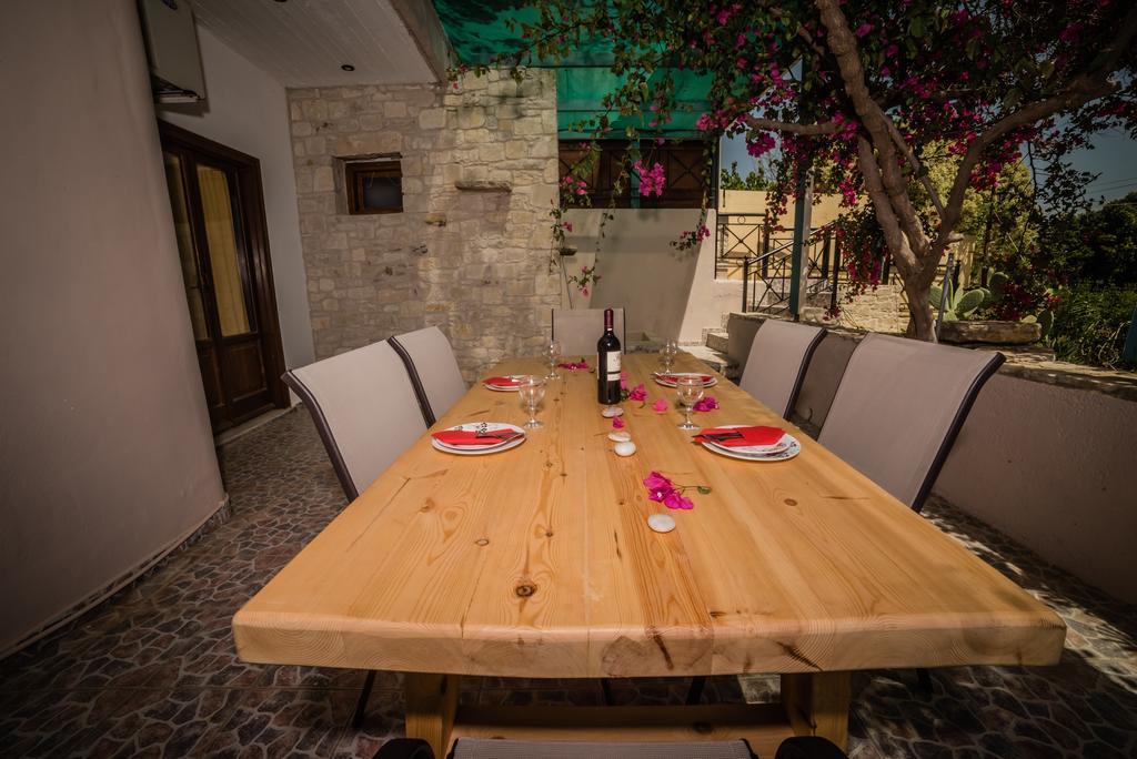 Bodikos Villas & Apartments 피치디아 외부 사진