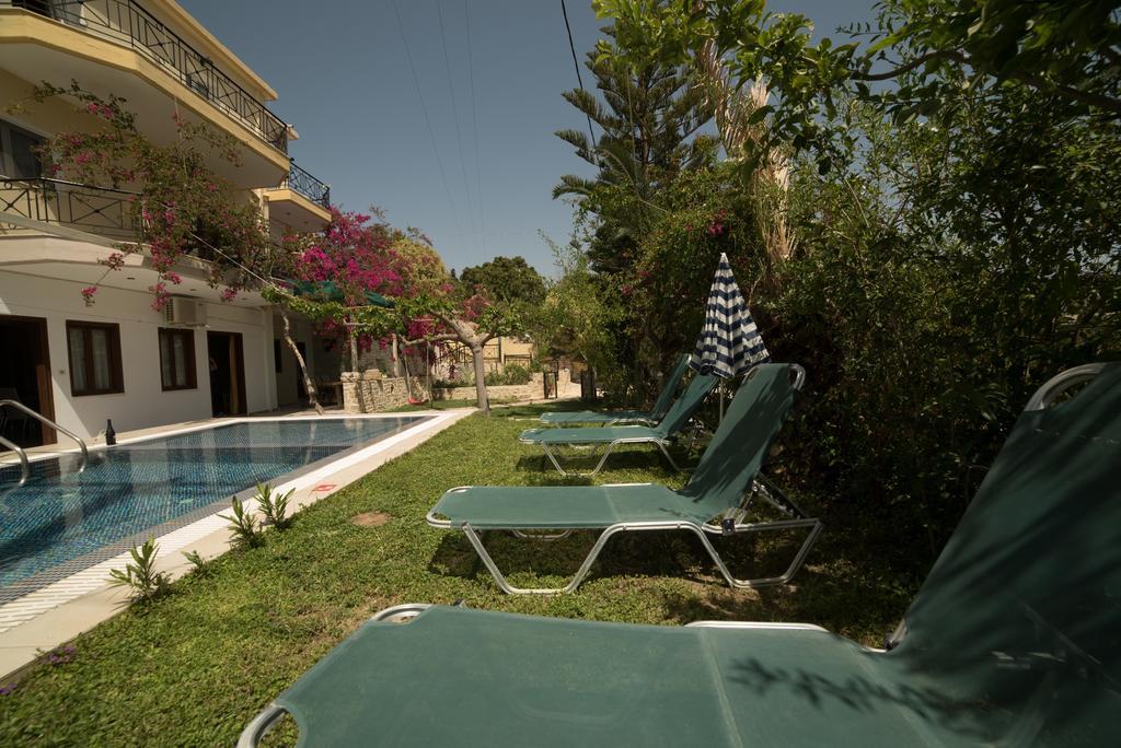 Bodikos Villas & Apartments 피치디아 외부 사진
