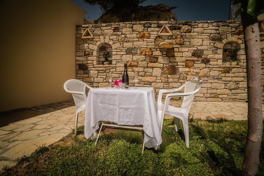 Bodikos Villas & Apartments 피치디아 외부 사진