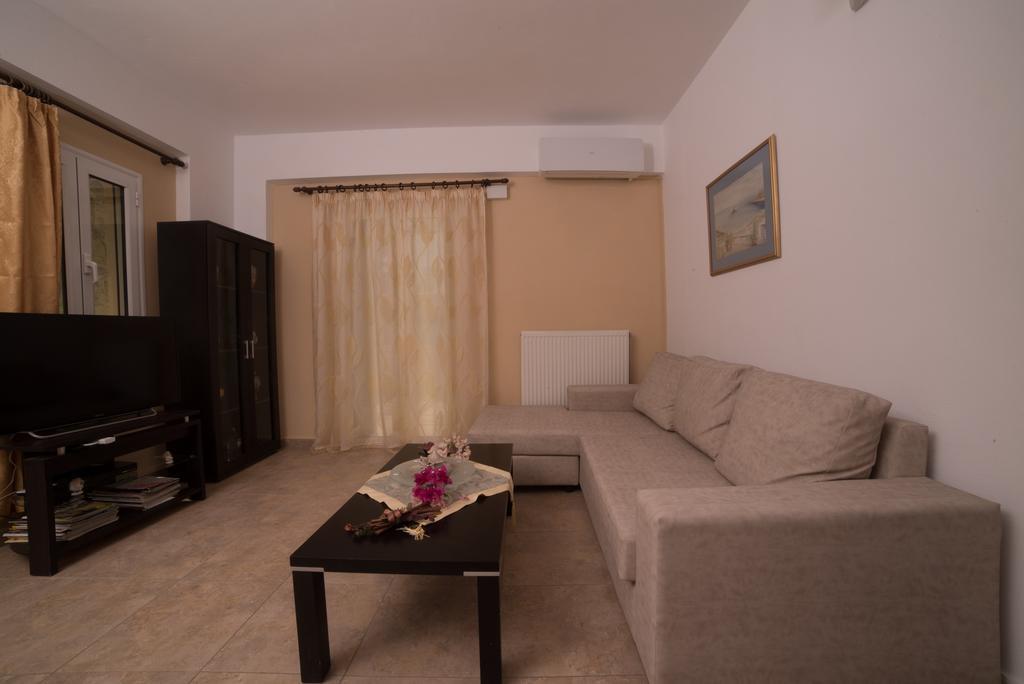 Bodikos Villas & Apartments 피치디아 외부 사진